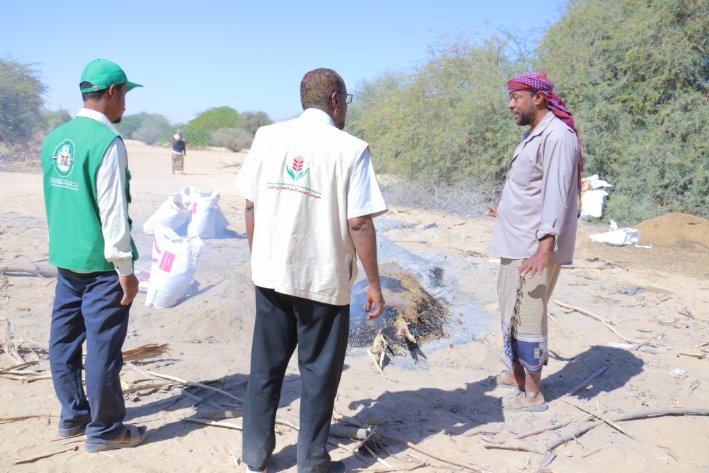 "With support from Deutsch-Jemenitischer Verein für Hilfe und Entwicklung e.V. Albadyh Foundation implemented a project to provide firewood collection tools for poor families in Hadramout." 