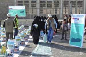 بتمويل حسنة العالمية ، و استفادة 15350 فرد مؤسسة البادية تختتم مشروعي إفطار الصائم والسلة الرمضانية .